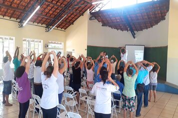 Saúde realiza ação com educadores físicos direcionada a grupos de hipertensos, diabéticos e pacientes em geral