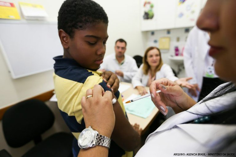 Saúde divulga balanço e intensifica campanha contra HPV, Meningite e Hepatite B